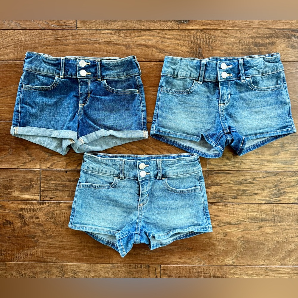 Girls Abercrombie Mid Rise Shortie Shorts size 9/10